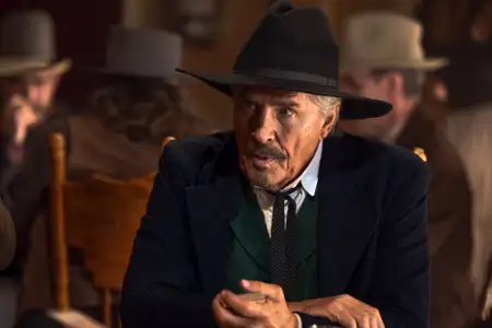 Życie, Larry i pogoń za nieszczęściem - galeria zdjęć - filmweb