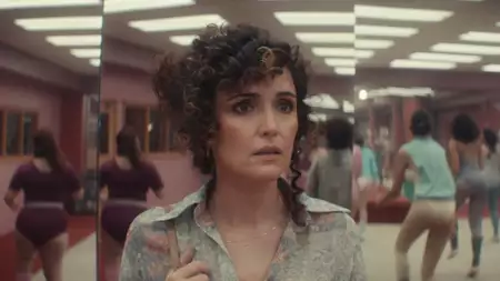 Physical - galeria zdjęć - filmweb