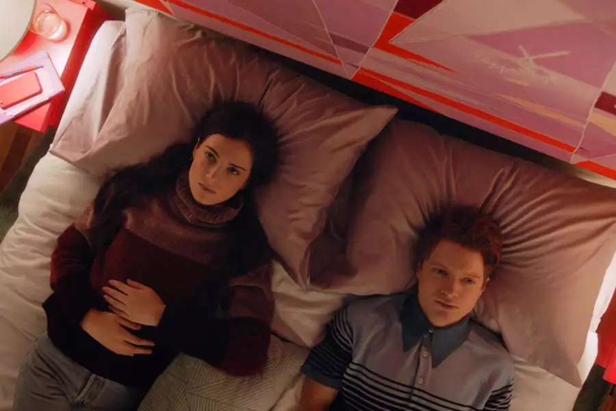 Bonding - galeria zdjęć - filmweb