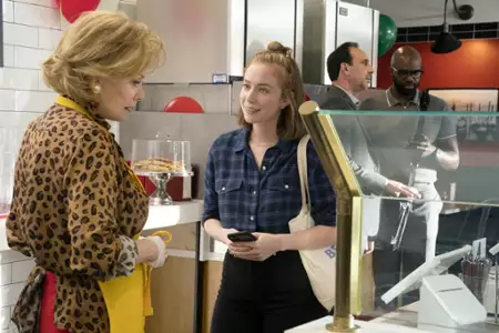 Hacks - galeria zdjęć - filmweb