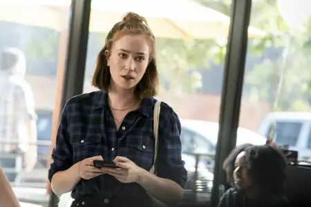Hacks - galeria zdjęć - filmweb