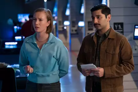 Hacks - galeria zdjęć - filmweb