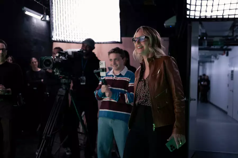 Hacks - galeria zdjęć - filmweb
