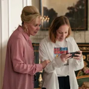 Hacks - galeria zdjęć - filmweb