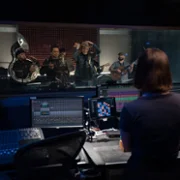 Hacks - galeria zdjęć - filmweb