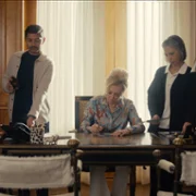 Hacks - galeria zdjęć - filmweb