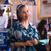 Hacks - galeria zdjęć - filmweb