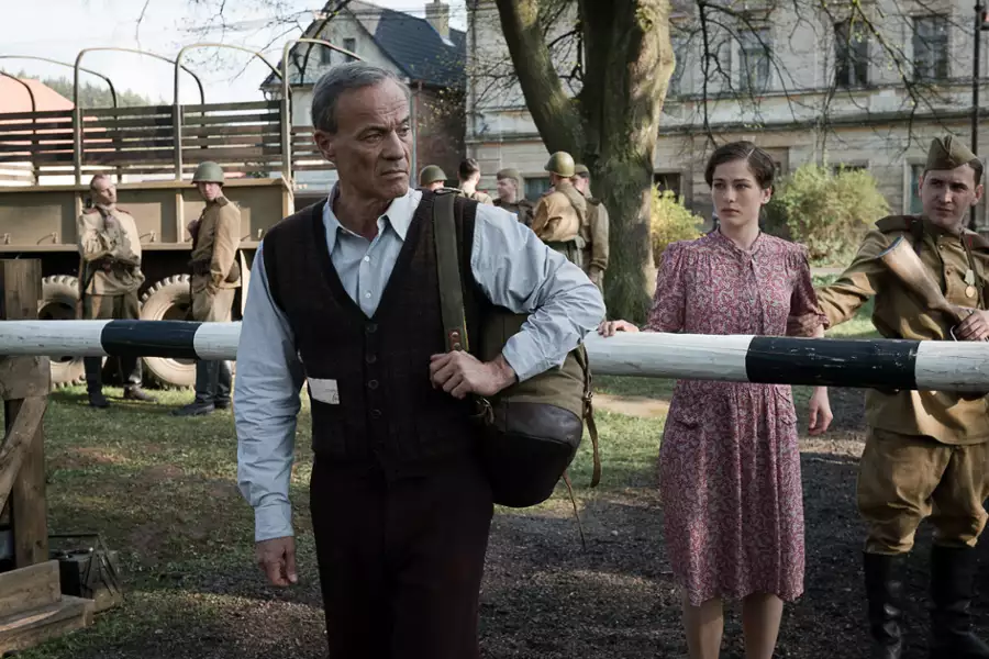 Tannbach - podzielona wioska - galeria zdjęć - filmweb
