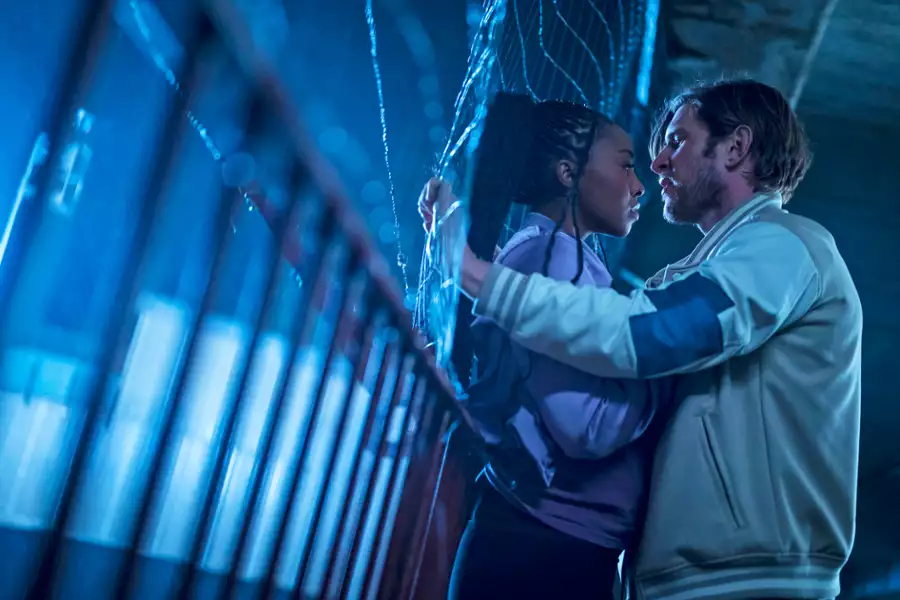 Murder in a Small Town - galeria zdjęć - filmweb