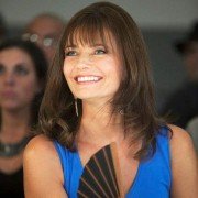 Jane by Design - galeria zdjęć - filmweb