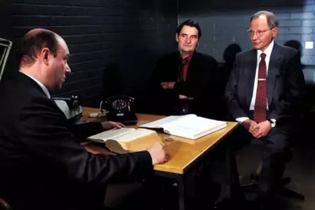 Człowiek bez przeszłości - galeria zdjęć - filmweb