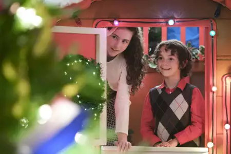 Nigdy nie całuj faceta w świątecznym swetrze - galeria zdjęć - filmweb