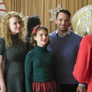 Nigdy nie całuj faceta w świątecznym swetrze - galeria zdjęć - filmweb