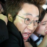 Bak-soo-geon-dal - galeria zdjęć - filmweb