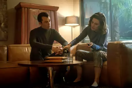 Pennyworth - galeria zdjęć - filmweb