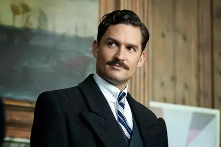 Pennyworth - galeria zdjęć - filmweb