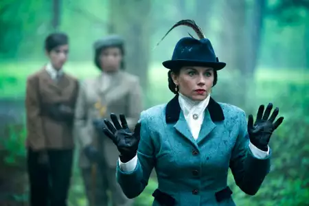 Pennyworth - galeria zdjęć - filmweb
