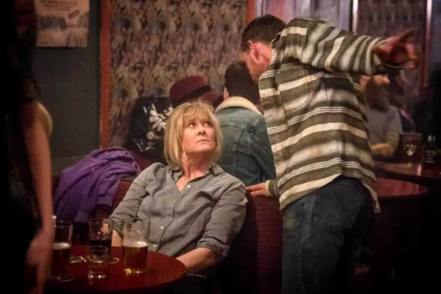 Happy Valley - galeria zdjęć - filmweb