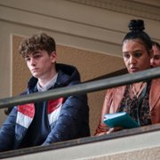Happy Valley - galeria zdjęć - filmweb