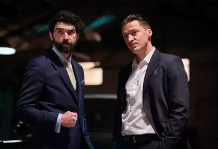 Happy Valley - galeria zdjęć - filmweb