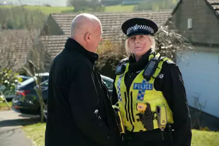 Happy Valley - galeria zdjęć - filmweb