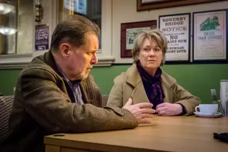 Happy Valley - galeria zdjęć - filmweb