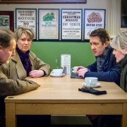 Happy Valley - galeria zdjęć - filmweb