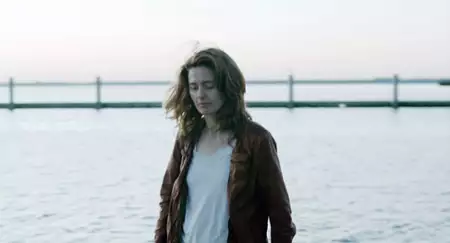 Obce niebo - galeria zdjęć - filmweb
