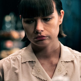 Karolina / Barmanka