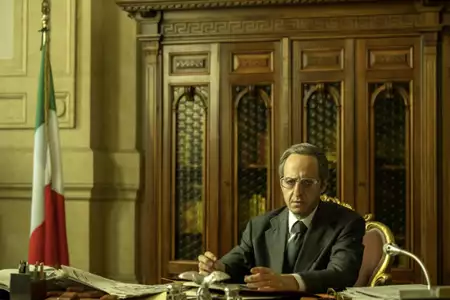 Poza nocą - galeria zdjęć - filmweb