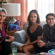 Love, Victor - galeria zdjęć - filmweb