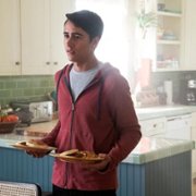 Love, Victor - galeria zdjęć - filmweb