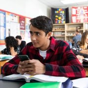 Love, Victor - galeria zdjęć - filmweb