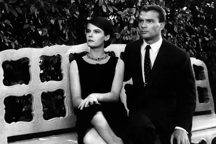 Zeszłego roku w Marienbadzie - galeria zdjęć - filmweb