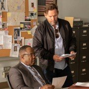 Lying and Stealing - galeria zdjęć - filmweb