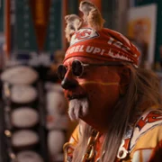 ChiefsAholic: A Wolf in Chiefs Clothing - galeria zdjęć - filmweb