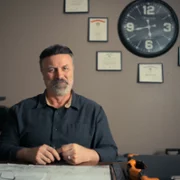 ChiefsAholic: A Wolf in Chiefs Clothing - galeria zdjęć - filmweb