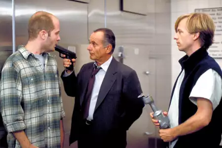 Osiem głów w torbie - galeria zdjęć - filmweb