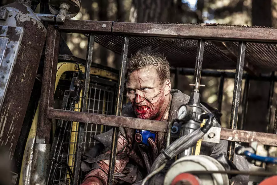 Wyrmwood: Droga do żywych trupów - galeria zdjęć - filmweb