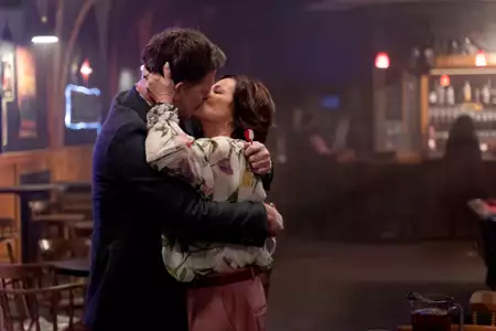 So Help Me Todd - galeria zdjęć - filmweb