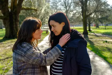 Kłamstwa - galeria zdjęć - filmweb