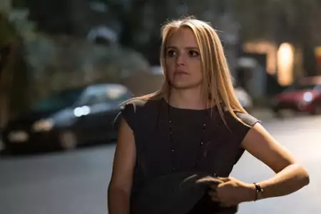Kłamstwa - galeria zdjęć - filmweb