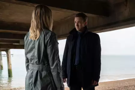Kłamstwa - galeria zdjęć - filmweb