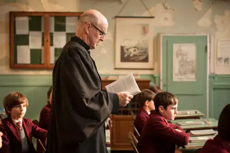 Broken - galeria zdjęć - filmweb