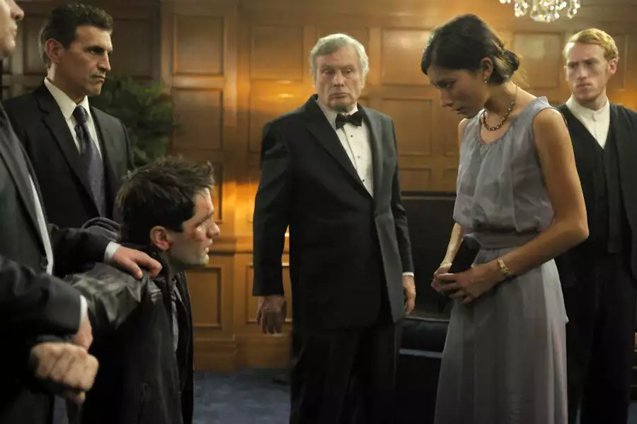 Być człowiekiem - galeria zdjęć - filmweb