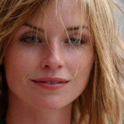 Lie with Me - galeria zdjęć - filmweb