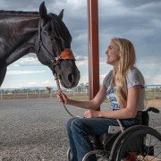 Chodzenie, jazda, rodeo - galeria zdjęć - filmweb