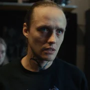 Wolves - galeria zdjęć - filmweb