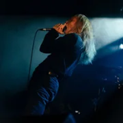 Wolves - galeria zdjęć - filmweb