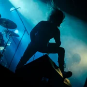 Wolves - galeria zdjęć - filmweb